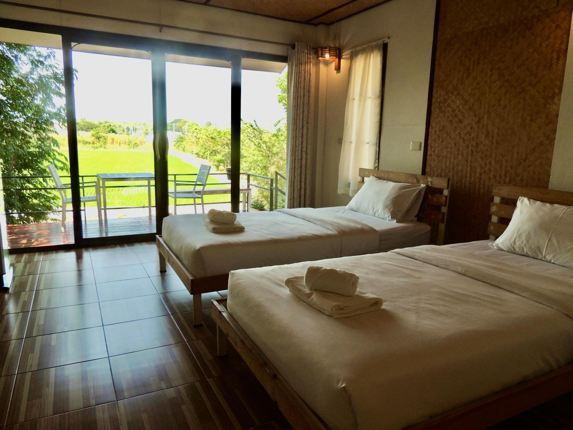 บ้านกลางเกาะ รีสอร์ท Uthai Thani Exterior photo
